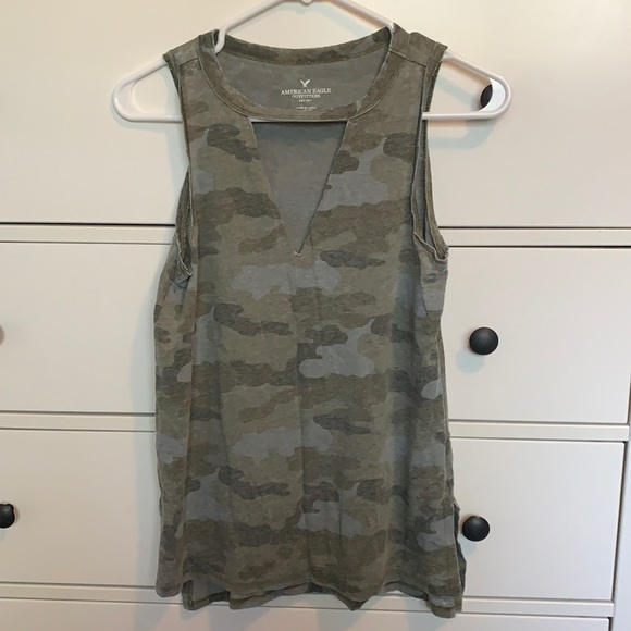 camo American eagle tank top! - Picture 1 of 2